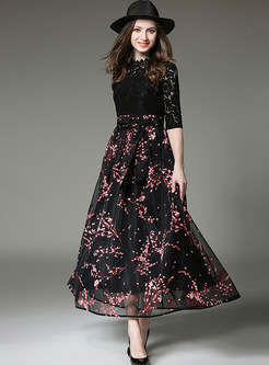 Cute Lace Patch Print Pleated Hollow Maxi Dress