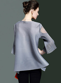 Loose Mesh Patch Pleat Pullover T-shirt