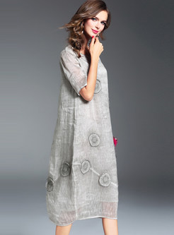Casual Loose O-neck Embroidery Shift Dress