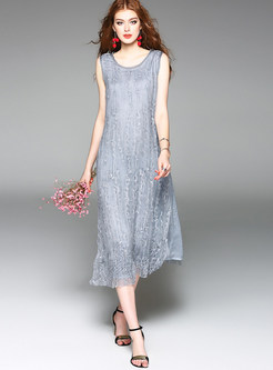 Brief Pure Color Sleeveless Shift Dress