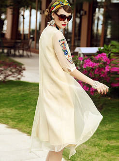 Ethnic Stand Collar Embroidery Shift Dress