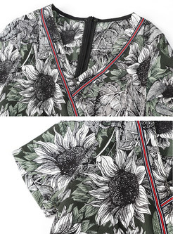 Elegant Sunflower Print Gathered Waist Short Sleeve Skater Dress