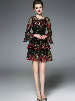 Sexy Embroidered O-neck Long Sleeve Sheath Skater Dress