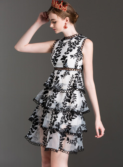 Chic Monochrome Embroidery Layered Dress