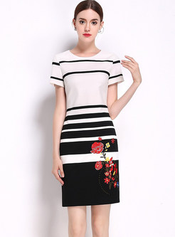 Brief Striped Flowers Embroidered Short Sleeve Bodycon Dress