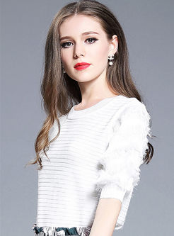 Casual O-neck Hollow-out Fringed Knitted T-shirt 