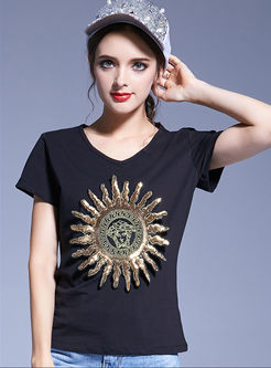 Fashionable Embroidered Sequins V-neck T-shirt 