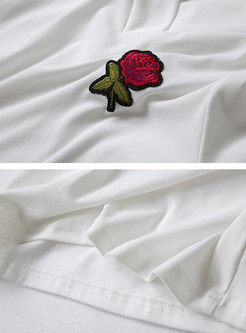 Rose Embroidered Slim V-neck Short Sleeve T-shirt