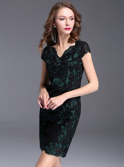 Sexy Embroidered Gauze Splicing Hollow-out V-neck Sheath Bodycon Dress