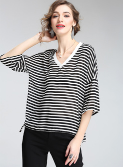 Casual Loose Striped V-neck T-shirt