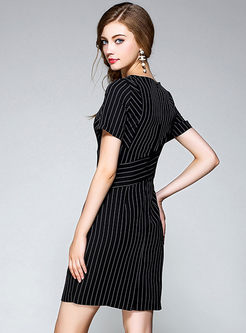 Casual O-neck Striped Short Sleeve Bodycon Dress
