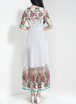 Elegant Embroidery Perspective Maxi Dress