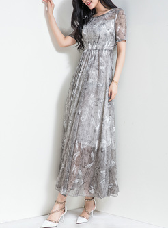 Elegant Feather Print Waist Maxi Dress