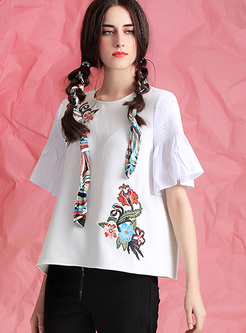 Brief Flare Sleeve Embroidery T-shirt