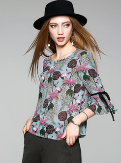 Sweet Loose Bowknot Flare Sleeve Blouse