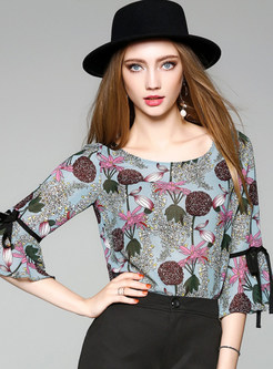 Sweet Loose Bowknot Flare Sleeve Blouse