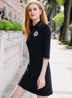 Black Turn Down Embroidered Knitted Dress