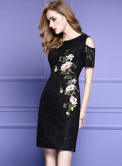 Black Lace Embroidered Off Shoulder Bodycon Dress
