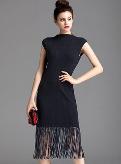 Black Tassel Stand Collar Sleeveless Knitted Dress
