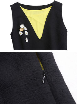 Hit Color Embroidered V-neck Sleeveless Skater Dress