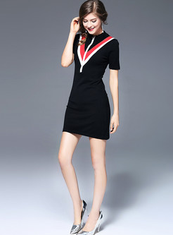 Brief Color Blocking Stand Collar Slim Knitted Dress 