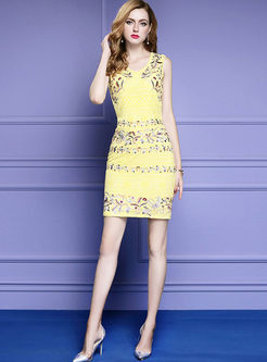 Yellow Lace Embroidered Slim Sleeveless Bodycon Dress