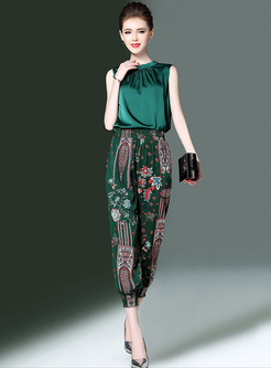Green Sleeveless Top & Floral Print Harem Pants