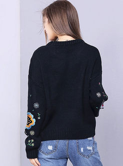 Cute Flower Embroidered Loose Long Sleeve Sweater