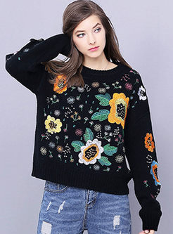 Cute Flower Embroidered Loose Long Sleeve Sweater