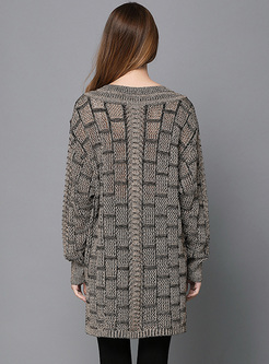 Chic Grid V-neck Split Long Sweater 