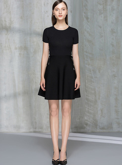 Brief Tied Short Sleeve Knitted A-line Dress
