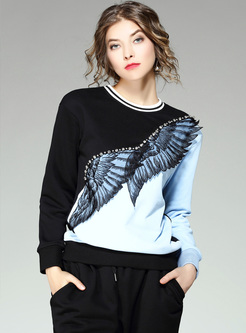 Chic Beaded Stereoscopic Patched Sweatshirt