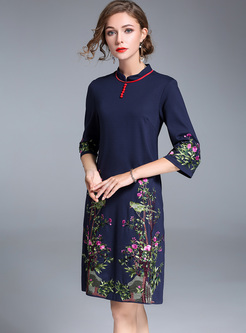 Vintage Floral Embroidery Stand Collar Shift Dress