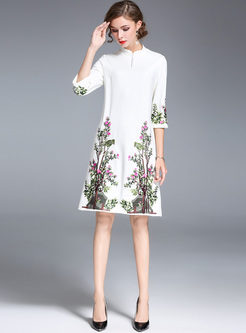 Brief Floral Embroidery Stand Collar Shift Dress