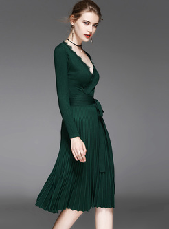 Elegant Falbala V-neck Knitted Dress