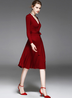 Red Brief Falbala V-neck Knitted Dress