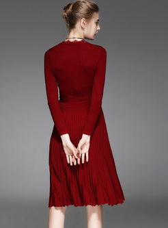 Red Brief Falbala V-neck Knitted Dress