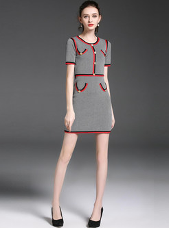 Brief Contrast Color Knitted Dress