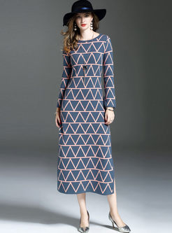 Geometric Pattern Long Sleeve Slit Knitted Dress