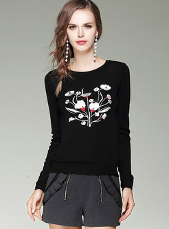Brief Embroidery Casual Sweater