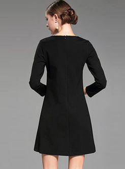Black Vintage Embroidered Loose Shift Dress