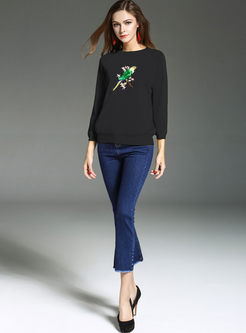 Bee Embroidered Long Sleeve Slit T-shirt