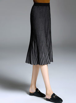 Vintage Striped Slim Knitted Pleated Skirt