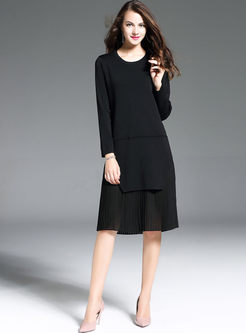 Black Stitching Long Sleeve Pleated Knitted Dress