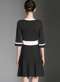 Black Work Bow-front Contrast Color Knitted Dress