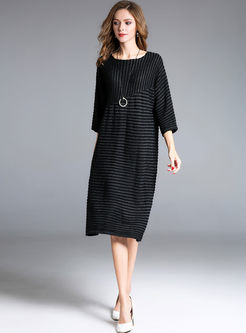 Causal Striped Three Quarters Sleeve Knitted Dress