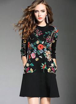 Black Nail Bead Floral Print Shift Dress