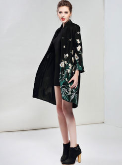 Black Fashion Embroidery Stand Collar Coat 