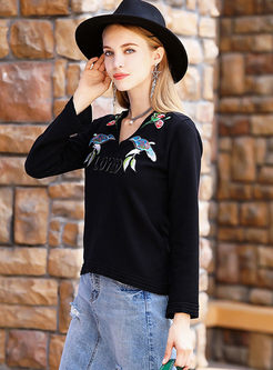 Causal V-neck Embroidery Loose Knitted Sweater