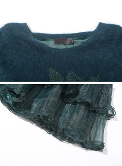 Green Stereoscopic Patched Falbala Sweater